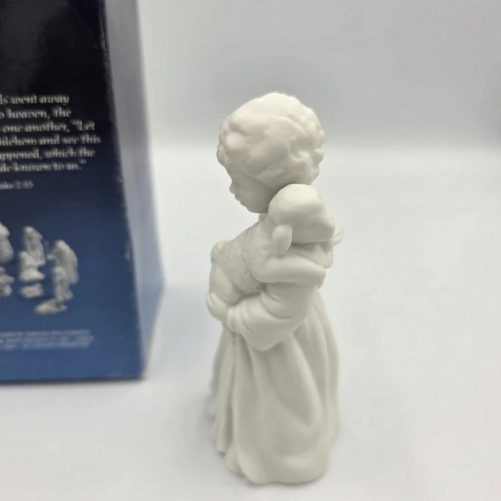Avon‎ Nativity Collectibles The Shepherd Boy Lamb Porcelain Bisque Figurine 1983